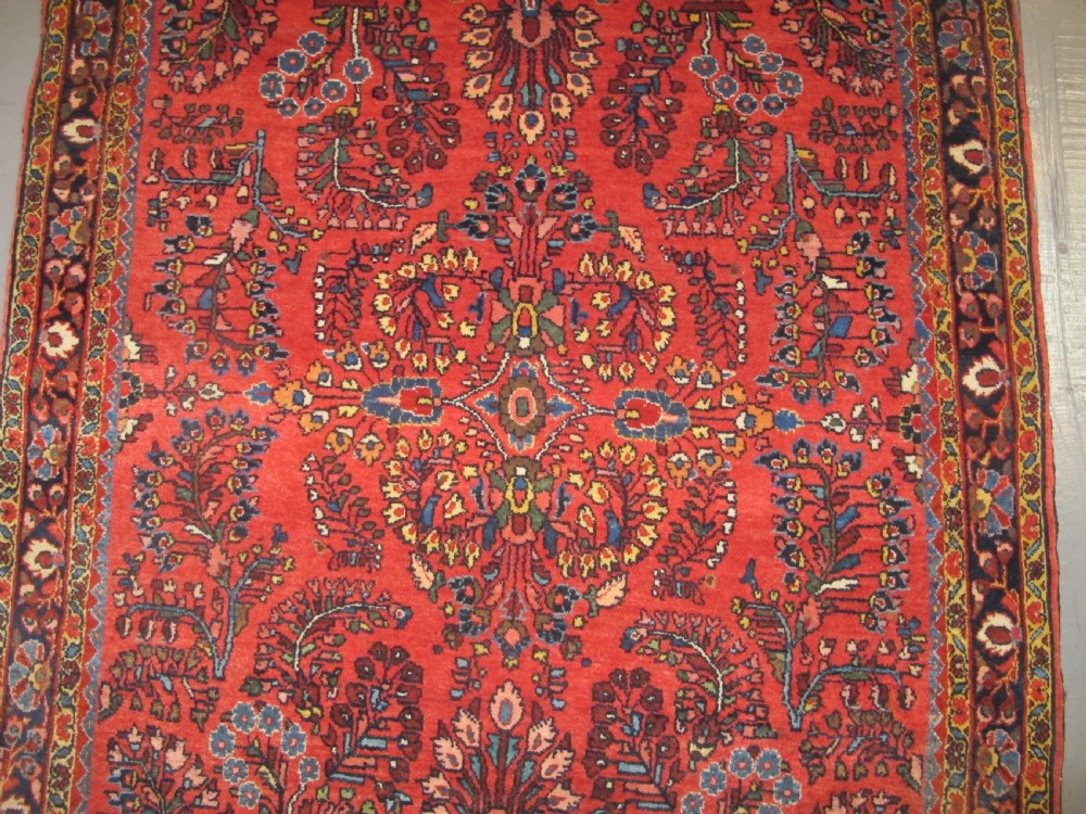 Fine Sarouk Rug, Central Persia, Circa 1920, 1.48m x 1.00m View IV