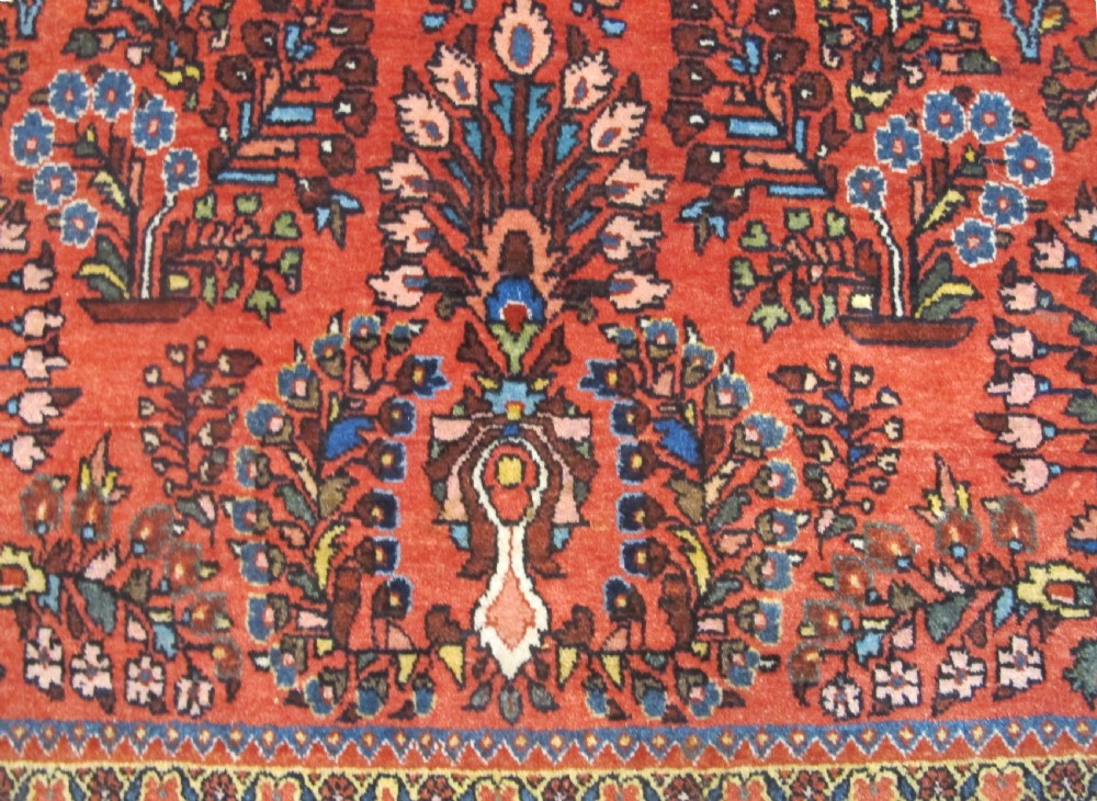 Fine Sarouk Rug, Central Persia, Circa 1920, 1.48m x 1.00m View V