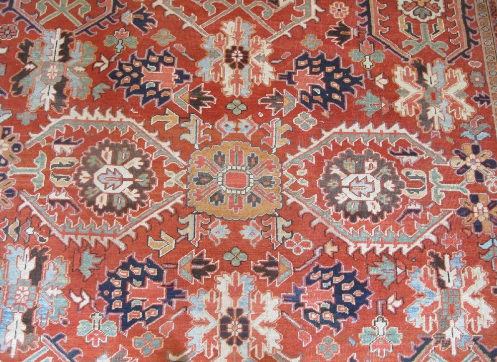 Handsome 19th Century Heriz Carpet, 3.41m x 2.62m View VI
