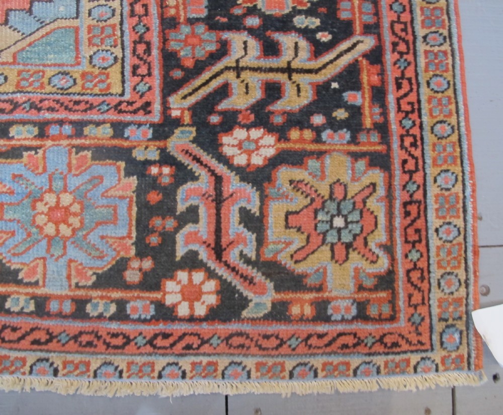 Handsome 19th Century Heriz Carpet, 3.41m x 2.62m View IX