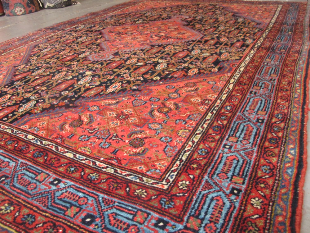 Fine Kurdish Rug, Persia, circa 1890, 2.04m x 1.39m View II