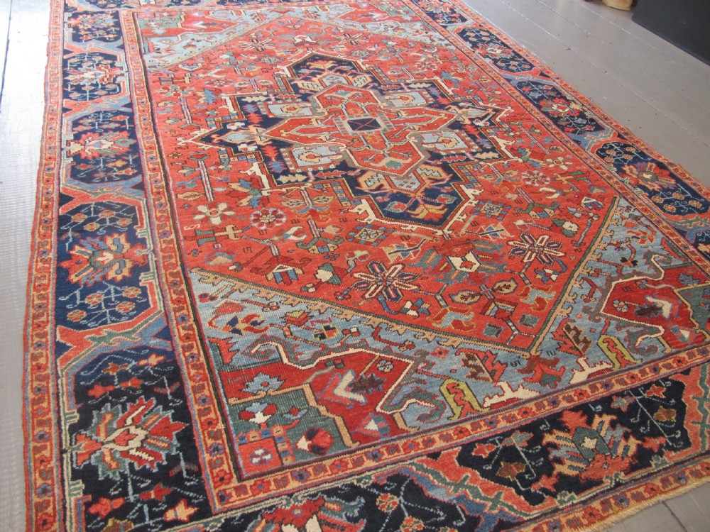 Small Heriz Carpet with Unusual Borders, Circa 1890, 2.90m x 2.09m View II