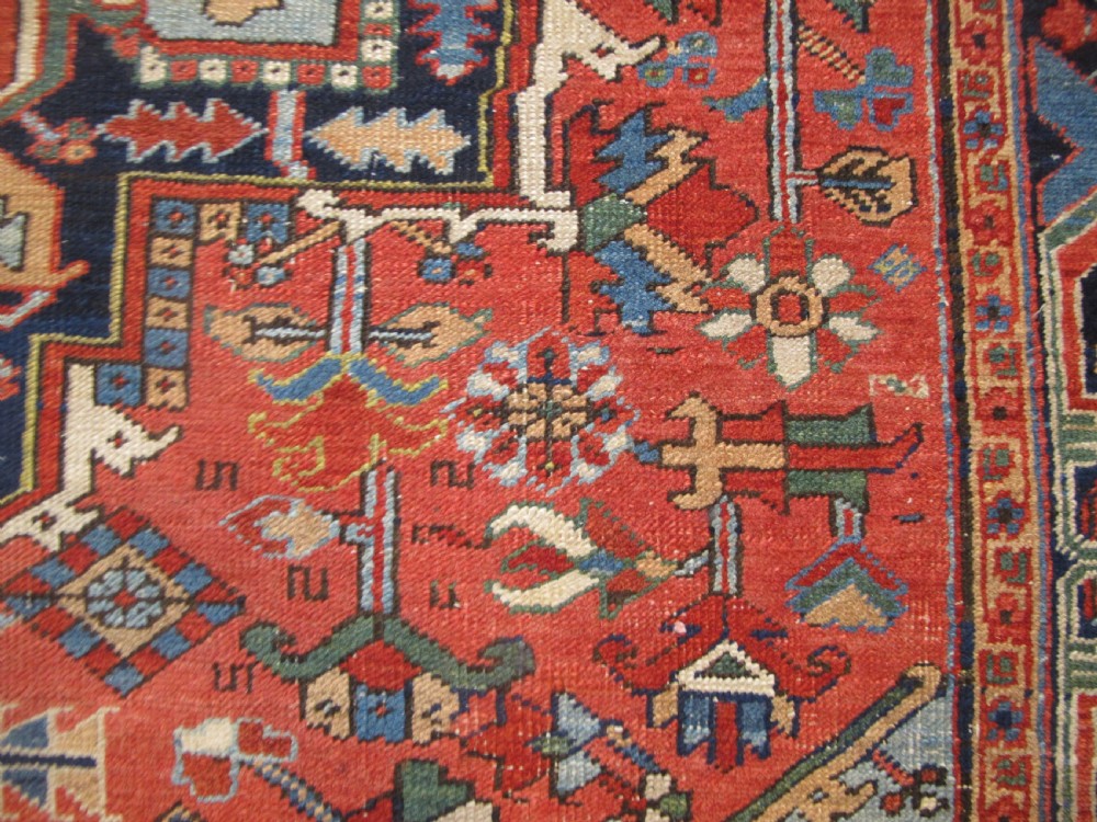 Small Heriz Carpet with Unusual Borders, Circa 1890, 2.90m x 2.09m View VI