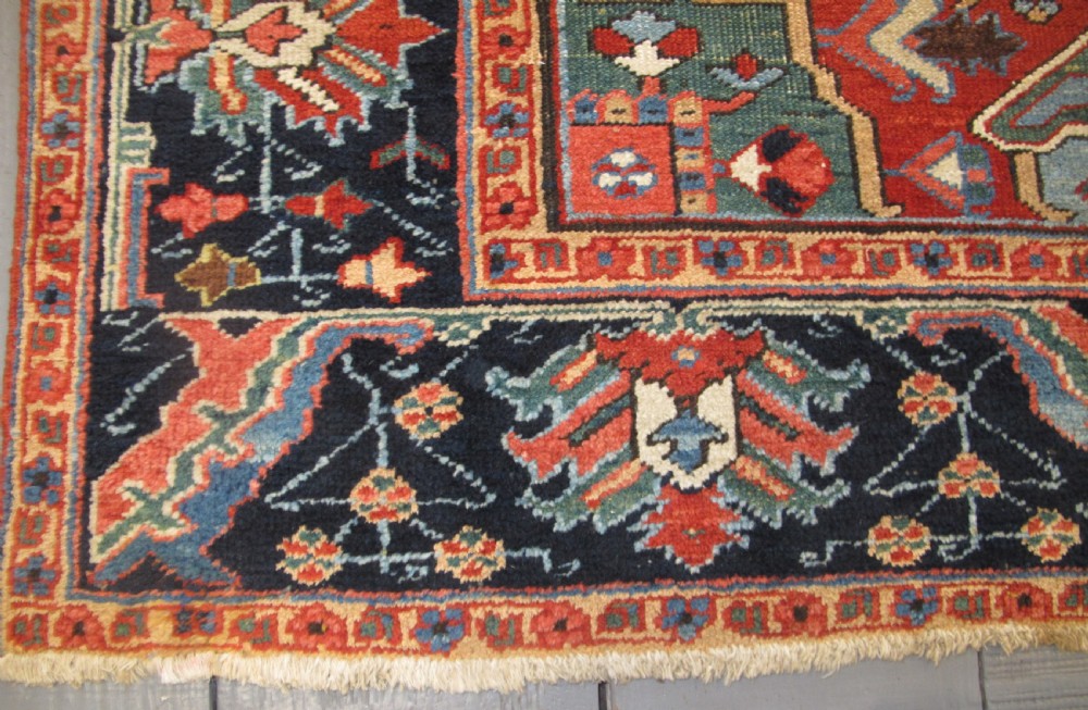 Small Heriz Carpet with Unusual Borders, Circa 1890, 2.90m x 2.09m View IX