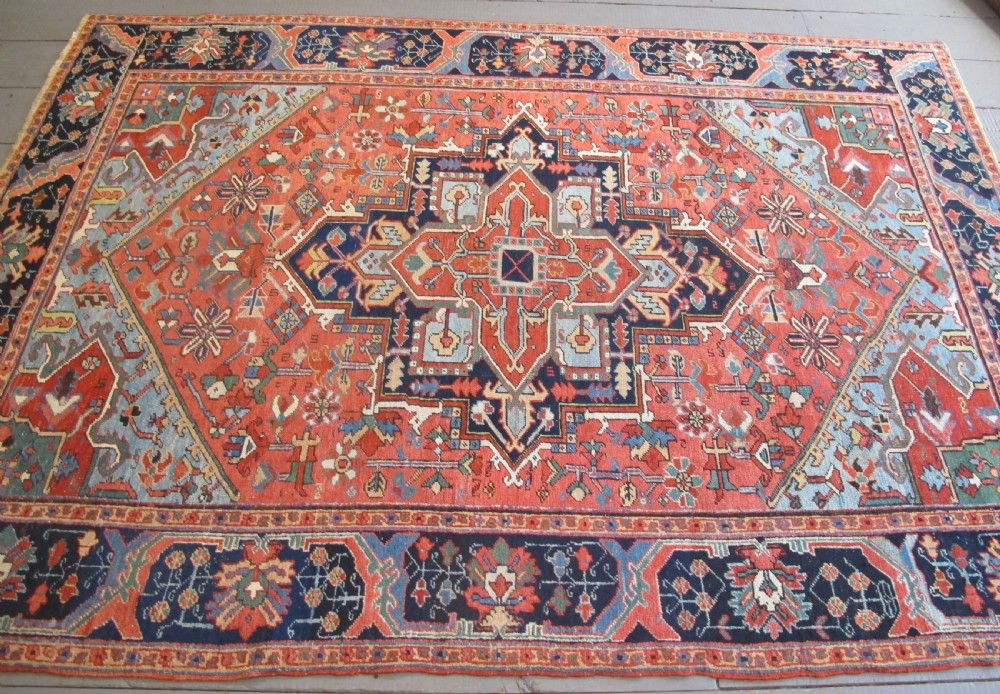 Small Heriz Carpet with Unusual Borders, Circa 1890, 2.90m x 2.09m View XI