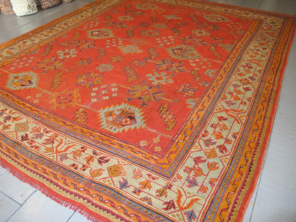 Oushak Carpet, Western Anatolia, Circa 1880, 3.47m x 2.76m View II