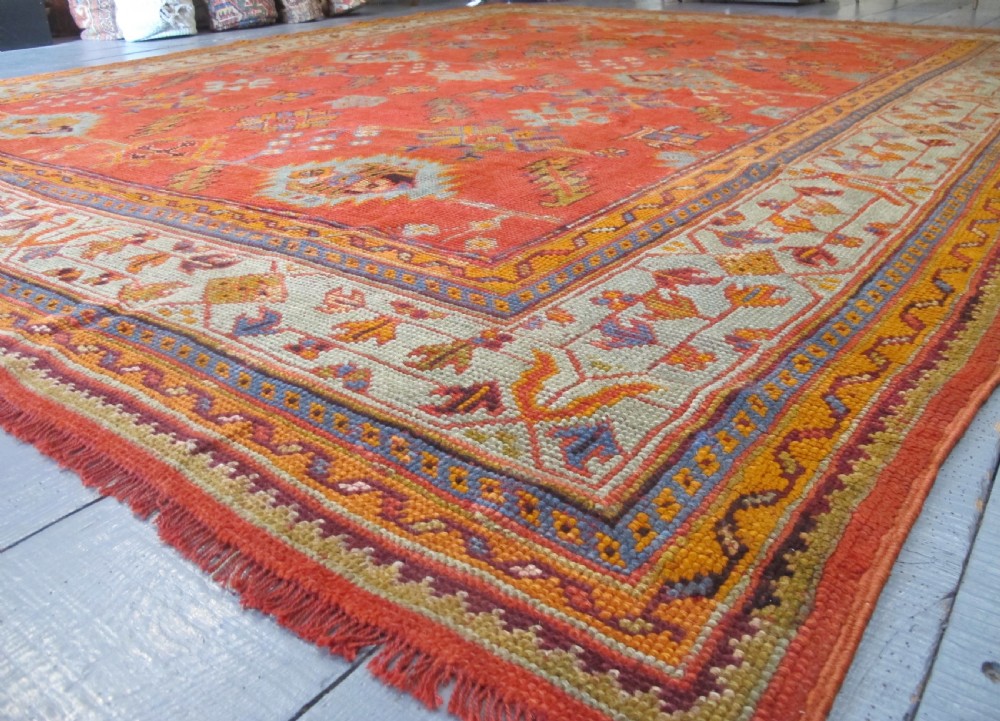 Oushak Carpet, Western Anatolia, Circa 1880, 3.47m x 2.76m View III