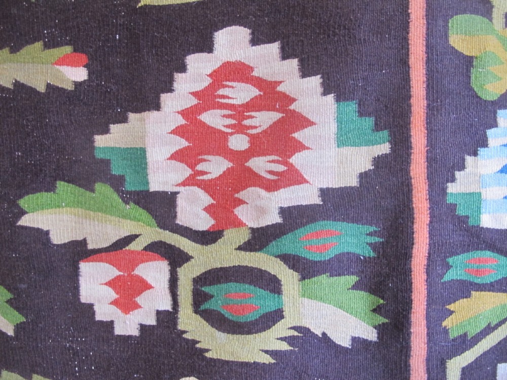 Fine Ukrainian Kilim, Circa 1900, 3.05m x 2.07m View VI