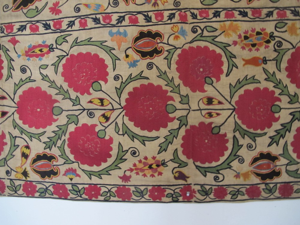 Exceptional Suzani, Uzbekistan, circa 1840, 2.17m x 1.77m View VIII