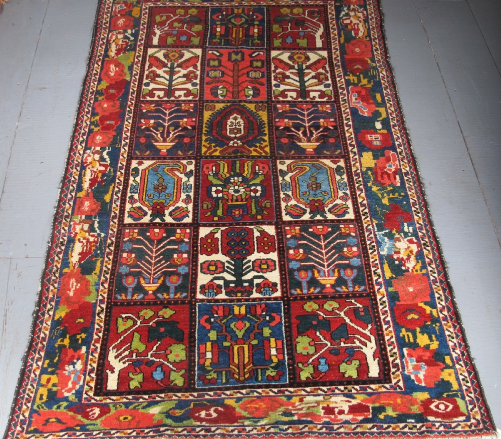 'Armanibaff' Bakhtiar Rug, Central Persia, Late 19th Century, 2.07m x 1.32m