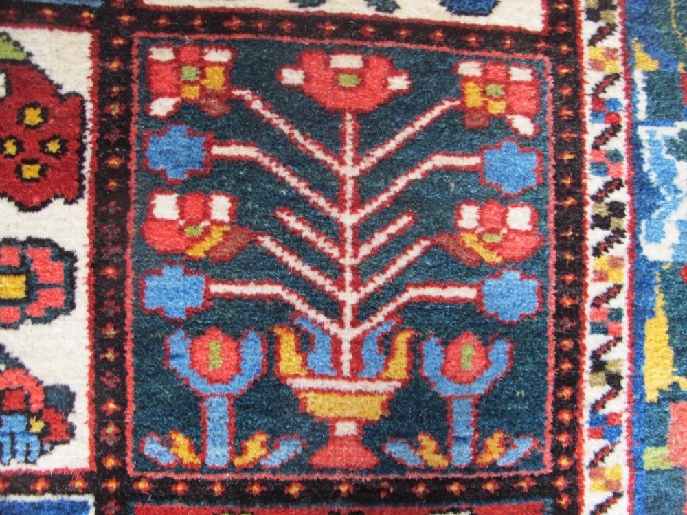 'Armanibaff' Bakhtiar Rug, Central Persia, Late 19th Century, 2.07m x 1.32m View V