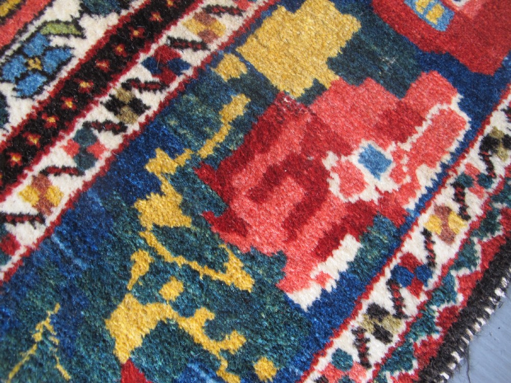 'Armanibaff' Bakhtiar Rug, Central Persia, Late 19th Century, 2.07m x 1.32m View X