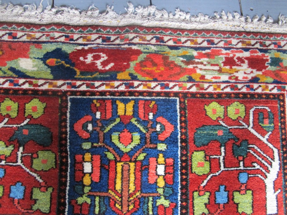 'Armanibaff' Bakhtiar Rug, Central Persia, Late 19th Century, 2.07m x 1.32m View XII