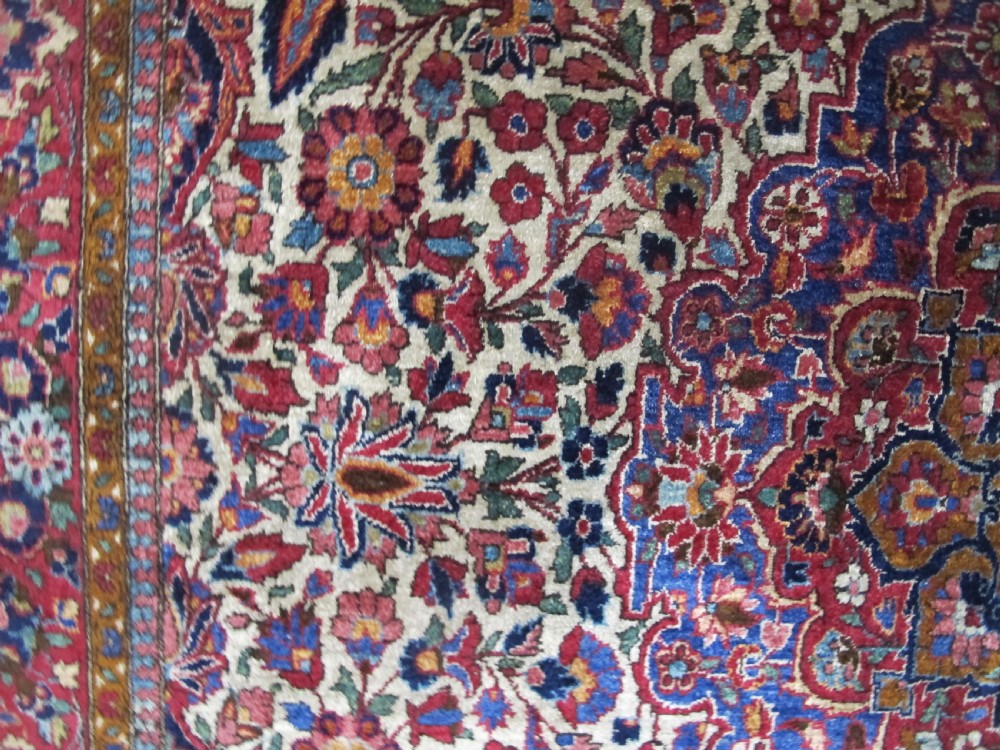 Fine Silk Kashan Rug, Persia, Circa 1920, 2.13m x 1.26m View VII