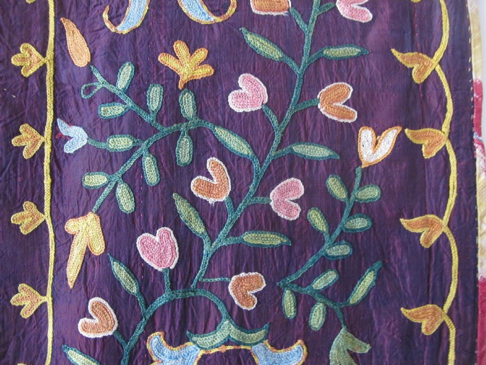 Lovely Lakai Silk Suzani, Uzbekistan, Circa 1870, 1.19m x 0.87m View VIII