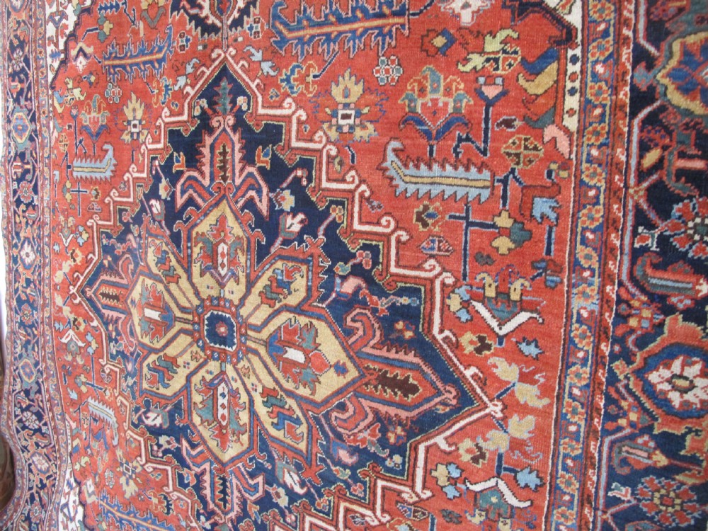 Colourful Heriz Carpet, Circa 1900, 3.28m x 2.48m View VII