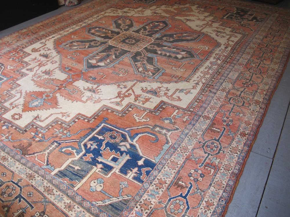 Magnificent Serapi Carpet, North-West Persia, Circa 1880, 4.70m x 3.52m View XVII