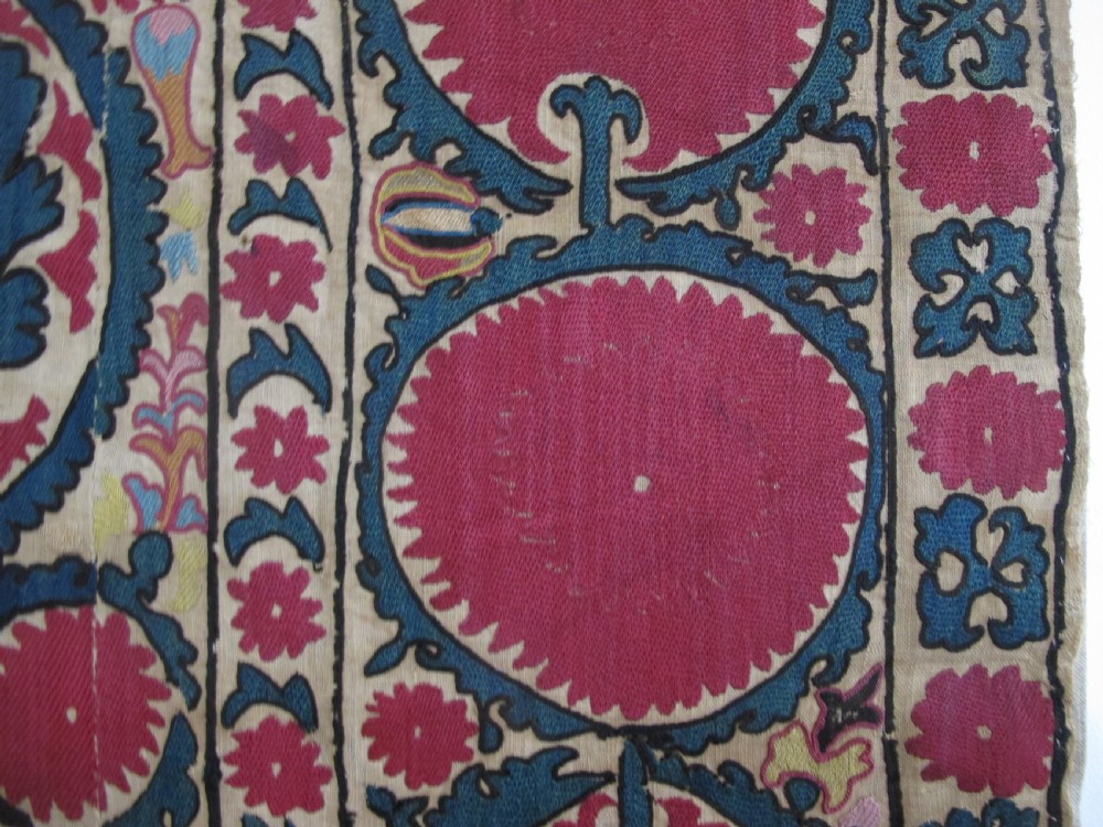 Tashkent Suzani, Uzbekistan 1830-1850, 1.85m x 0.93m View X