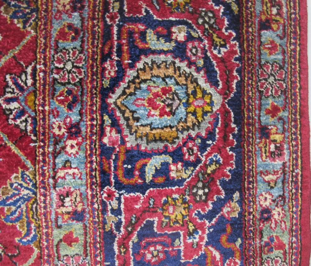 Fine Silk Kashan Rug, Central Persia, Circa 1930, 2.10m x 1.28m View IV