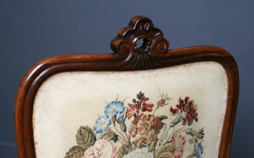 ATTRACTIVE ANTIQUE VICTORIAN TAPESTRY CARVED ROSEWOOD FIRE SCREEN - ADDITIONAL PHOTO 3