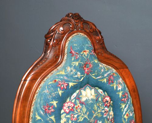 ATTRACTIVE ANTIQUE VICTORIAN UPHOLSTERED MAHOGANY FIRESIDE NURSING CHAIR - ADDITIONAL PHOTO 2