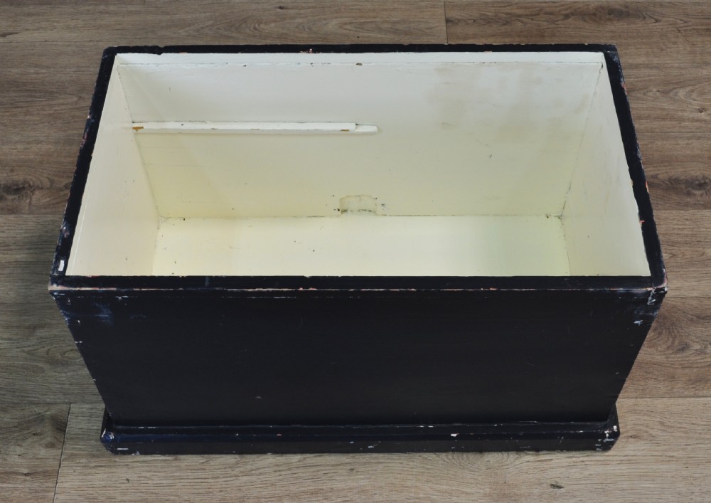 Attractive Antique Victorian Painted Pine Kist Chest Trunk Blanket Toy Box View IV