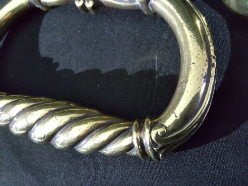 VICTORIAN BRASS BARLEY TWIST DOOR KNOCKER - ADDITIONAL PHOTO 1