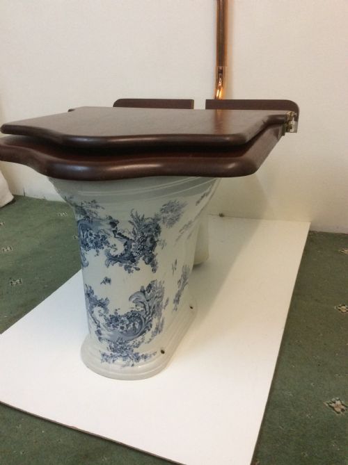EARLY VICTORIAN INVICTAS TOILET BLUE CHRYSANTHEMUM DESIGN - ADDITIONAL PHOTO 1