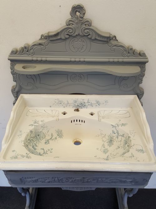 VICTORIAN CAST IRON SINK STAND CHRYSANTHEMUM DESIGN BASIN - ADDITIONAL PHOTO 4