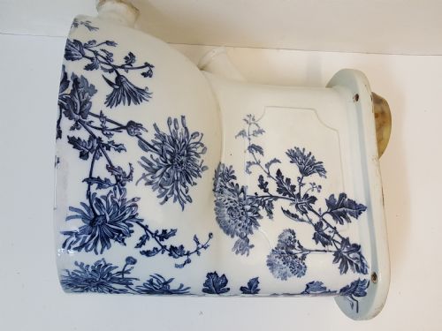 SA028 VICTORIAN DECORATIVE BLUE TOILET - ADDITIONAL PHOTO 1