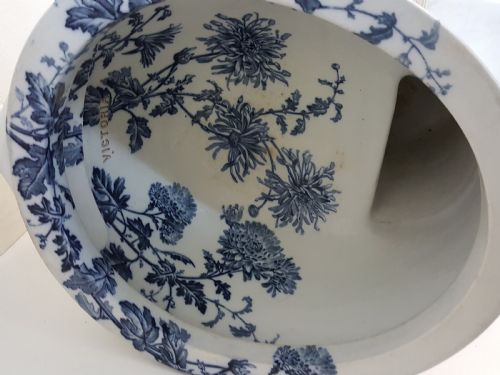 SA028 VICTORIAN DECORATIVE BLUE TOILET - ADDITIONAL PHOTO 2