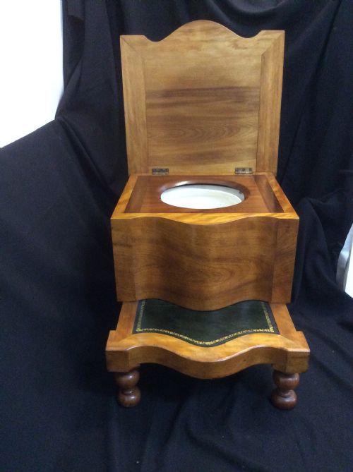 Victorian Chamber Pot / Wooden Chair Commode