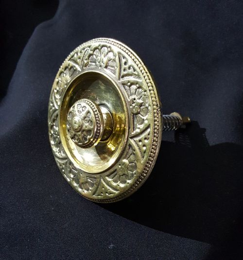 VICTORIAN ORNATE BRASS PULL BELL - ADDITIONAL PHOTO 1