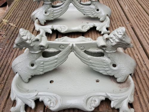 VICTORIAN CAST IRON PAIR OF BOOT SCRAPER - ADDITIONAL PHOTO 1