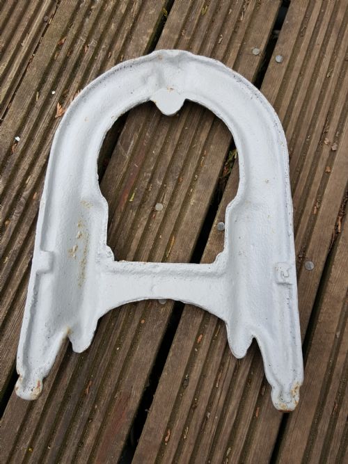 VICTORIAN CAST IRON BOOT SCRAPER - ADDITIONAL PHOTO 2