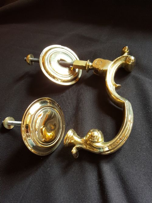 VICTORIAN BRASS DOCTORS STYLE DOOR KNOCKER - ADDITIONAL PHOTO 5