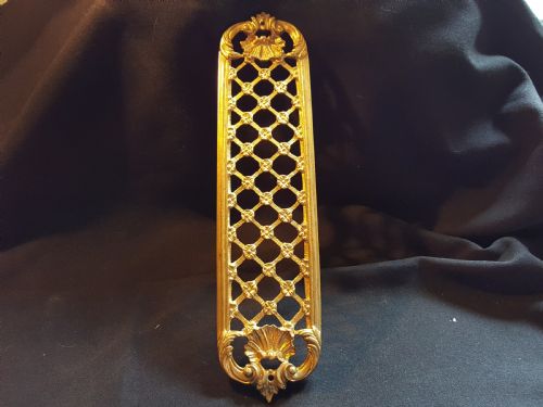 single brass water gilded regency finger plate - CATEGORY: ANTIQUE MISCELLANEOUS - DATED REGENCY