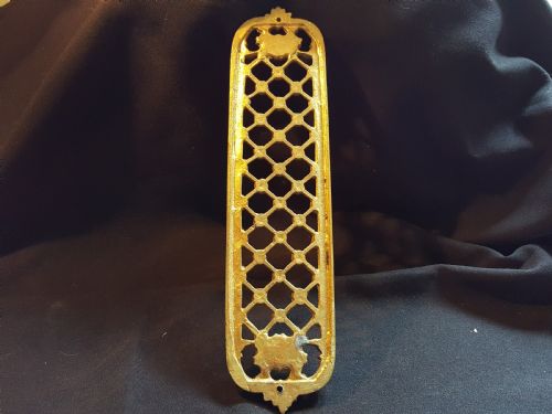 SINGLE BRASS WATER GILDED REGENCY FINGER PLATE - ADDITIONAL PHOTO 1
