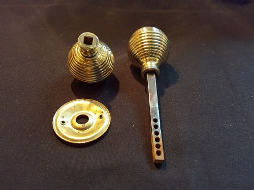 PAIR OF BRASS VICTORIAN BEEHIVE RIMLOCK DOOR KNOBS - ADDITIONAL PHOTO 3