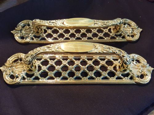 PAIR OF BRASS WATER GILDED REGENCY DOOR PULL HANDLES - ADDITIONAL PHOTO 2