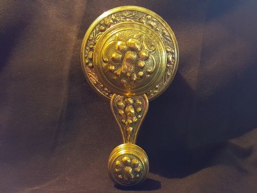 SA092 ORNATE VICTORIAN BRASS BELL RINGER - ADDITIONAL PHOTO 1