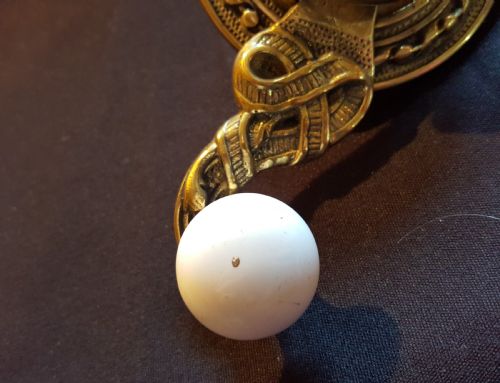ORNATE VICTORIAN BRASS CERAMIC DOOR BELL RINGER - ADDITIONAL PHOTO 5