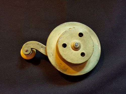 ORNATE GEORGIAN BRASS DOOR BELL RINGER - ADDITIONAL PHOTO 2