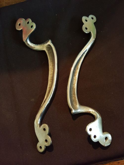 SA097 PAIR OF CAST POLISHED ART NOUVEAU DOOR PULL HANDLES - ADDITIONAL PHOTO 2