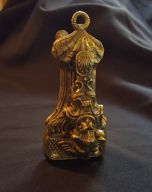 VICTORIAN BRASS SEA DRAGON DOOR KNOCKER - ADDITIONAL PHOTO 1