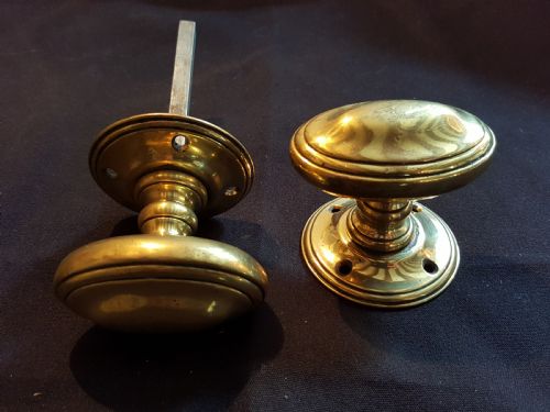 one pair of victorian brass door knobs - CATEGORY: ANTIQUE MISCELLANEOUS - DATED VICTORIAN