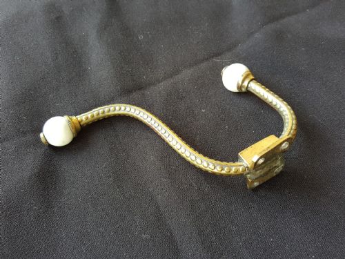 SA128 SINGLE BRASS VICTORIAN HAT COAT HOOK - ADDITIONAL PHOTO 5