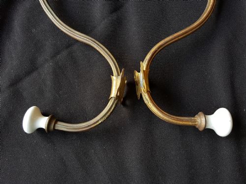 PAIR OF BRASS VICTORIAN HAT COAT HOOKS - ADDITIONAL PHOTO 2