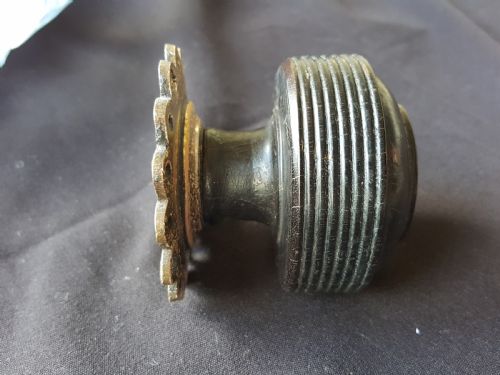 SA143 SINGLE ORNATE EBONY WOOD VICTORIAN CENTRE DOOR KNOB - ADDITIONAL PHOTO 6