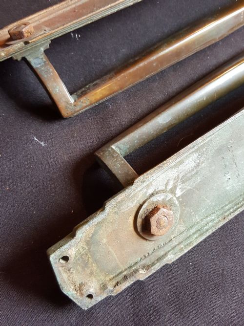 PAIR OF BRONZE ARTS CRAFTS DOOR PULL HANDLES - ADDITIONAL PHOTO 4